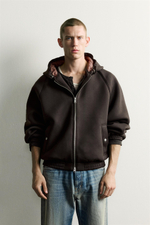 КУРТКА С КАПЮШОНОМ RELAXED FIT — ZARA