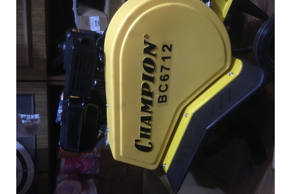 Бензиновый мотокультиватор CHAMPION ВC6712