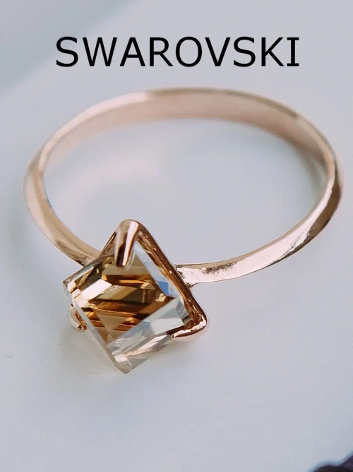 Кольцо Миражи тонкое с кристаллом Swarovski цвета шампань