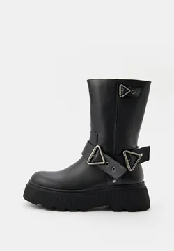 Ботинки женские GUESS NURIA