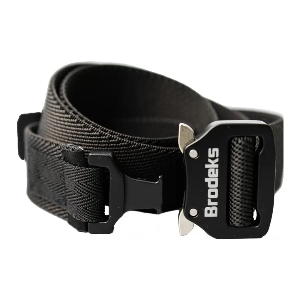 Ремень KM102+ stretch, черный 117см Brodeks KM102blackstr117