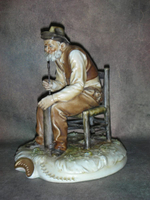 Статуэтка. Фарфор. Домашняя работа. Capodimonte. Италия