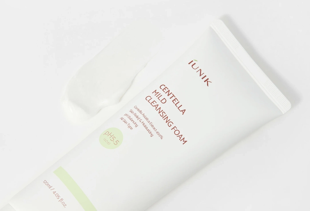 Пенка мягкая с центеллой iUNIK Centella Mild Cleansing Foam, 120 мл