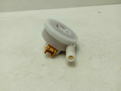 SGV43E43RU ктп20 Датчик потока воды для посудомоечной машины Bosch 9000611463 б/у
