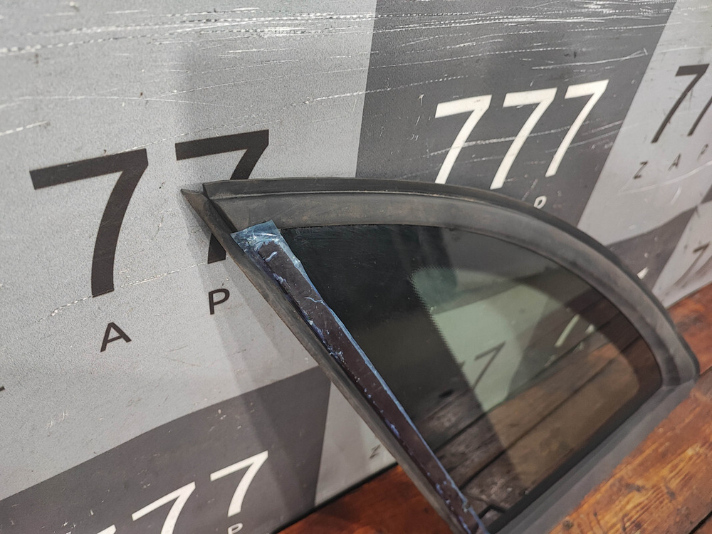 Стекло заднее левое глухое Mercedes B-Class (W246) 11-18 Б/У Оригинал A2466708100