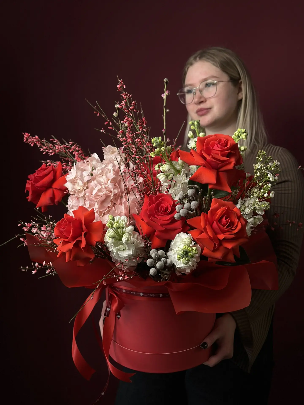 Цветы в коробке «Леди Грейс»