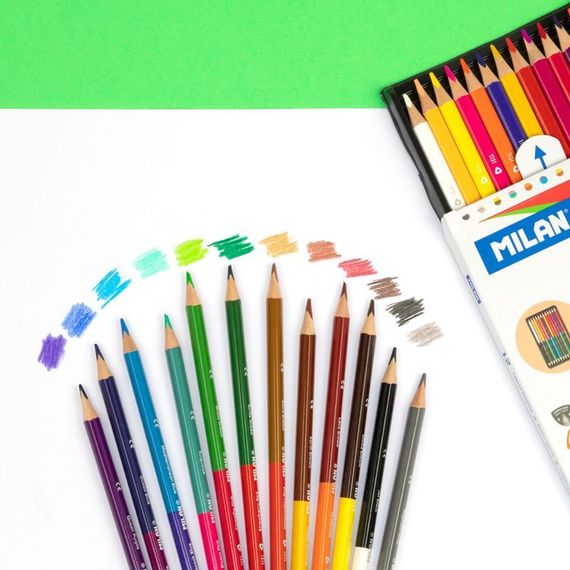 Rəngli karandaş \ Цветные карандаши BOX OF 12 TRIANGULAR BICOLOURED PENCILS