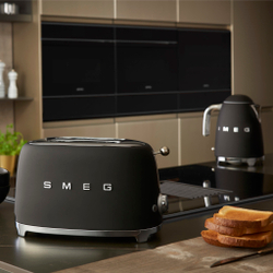 Тостер Smeg Стиль 50-х годов для 2 тостов черный матовый фото