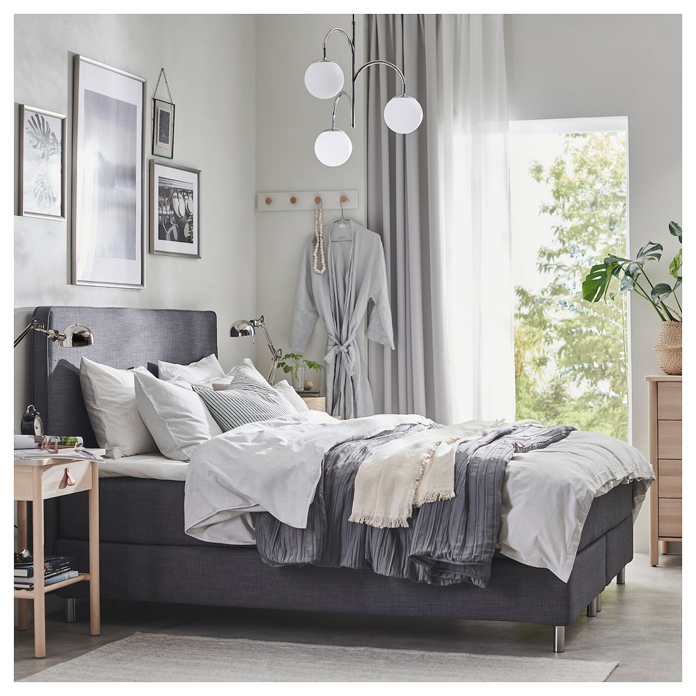 IKEA SIMRISHAMN  (ИКЕА СИМРИСХАМН)  -  Подвесной светильник, 3-рожковый, хром/опаловое белое стекло, 55 см