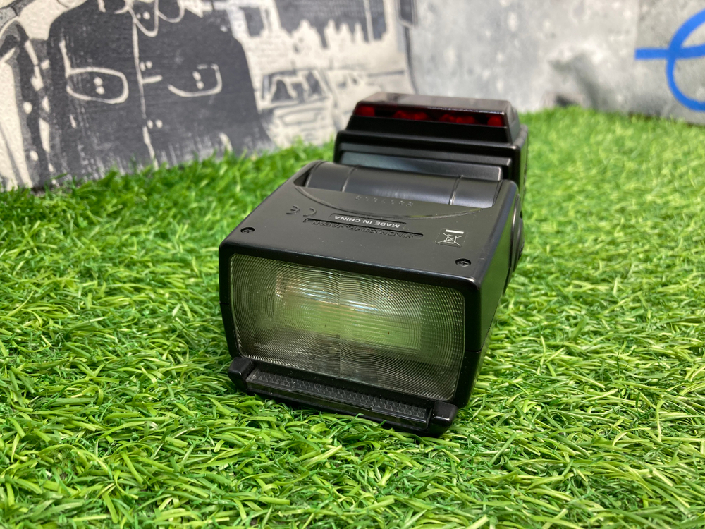 Nikon Speedlight SB-600