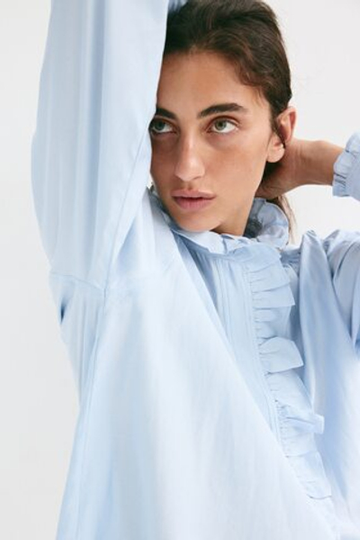 Блузка с воланами и пуговицами - H&M