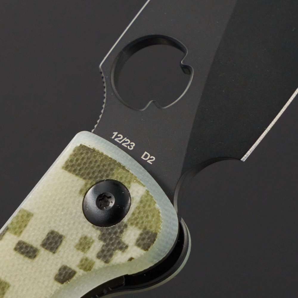 Нож складной Daggerr Sting XL camo BW DLC