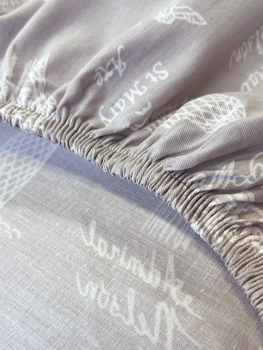 Простынь на резинке сатин Milky Garden "Foggy Albion" 90x200 см