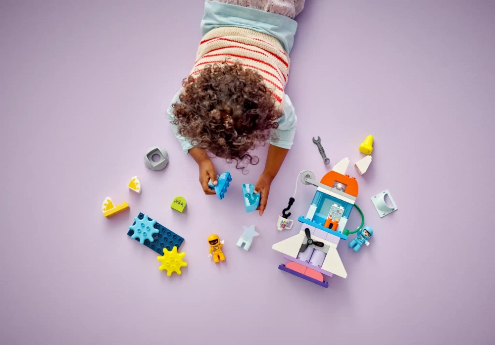 Конструктор LEGO Duplo 10422 Приключение на космическом шаттле, 3в1