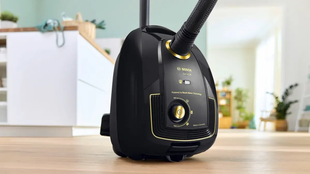 Пылесос Bosch BGL38GOLD