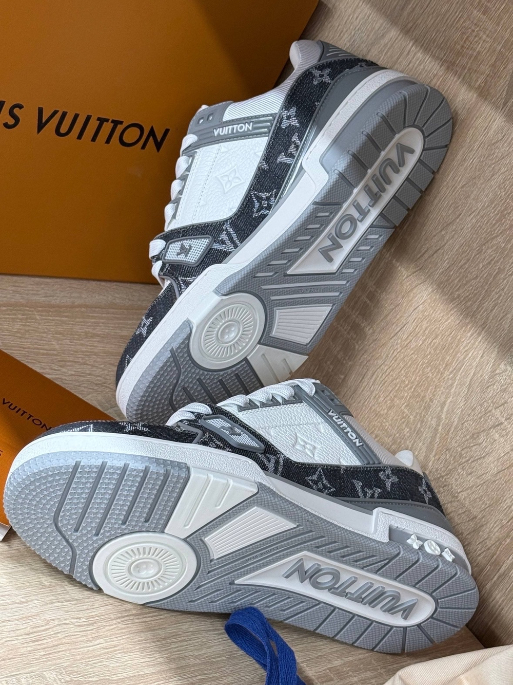 Кроссовки Louis Vuitton Trainer