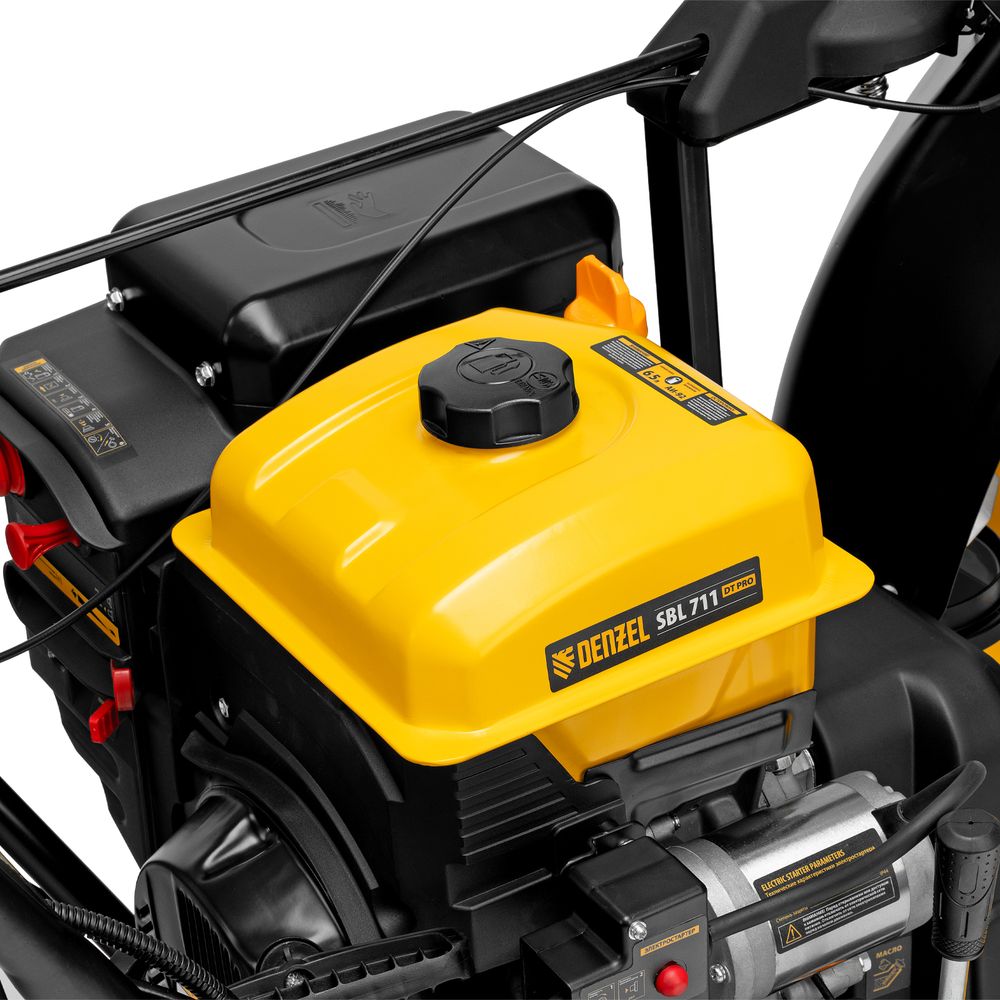 Снегоуборочная машина бензиновая Denzel SBL 711DT PRO, 420cc, гусеницы, электростартер, блок. дифф.