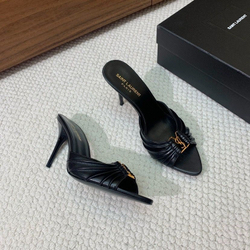 Туфли лодочки Yves Saint Laurent