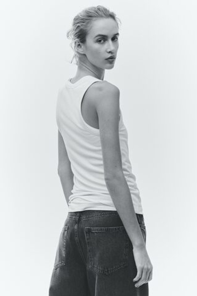 Топ без рукавов из вискозы в рубчик - H&M