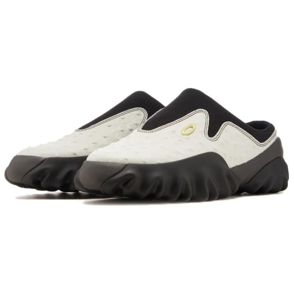 Oakley Chop Saw Panelled Slippers