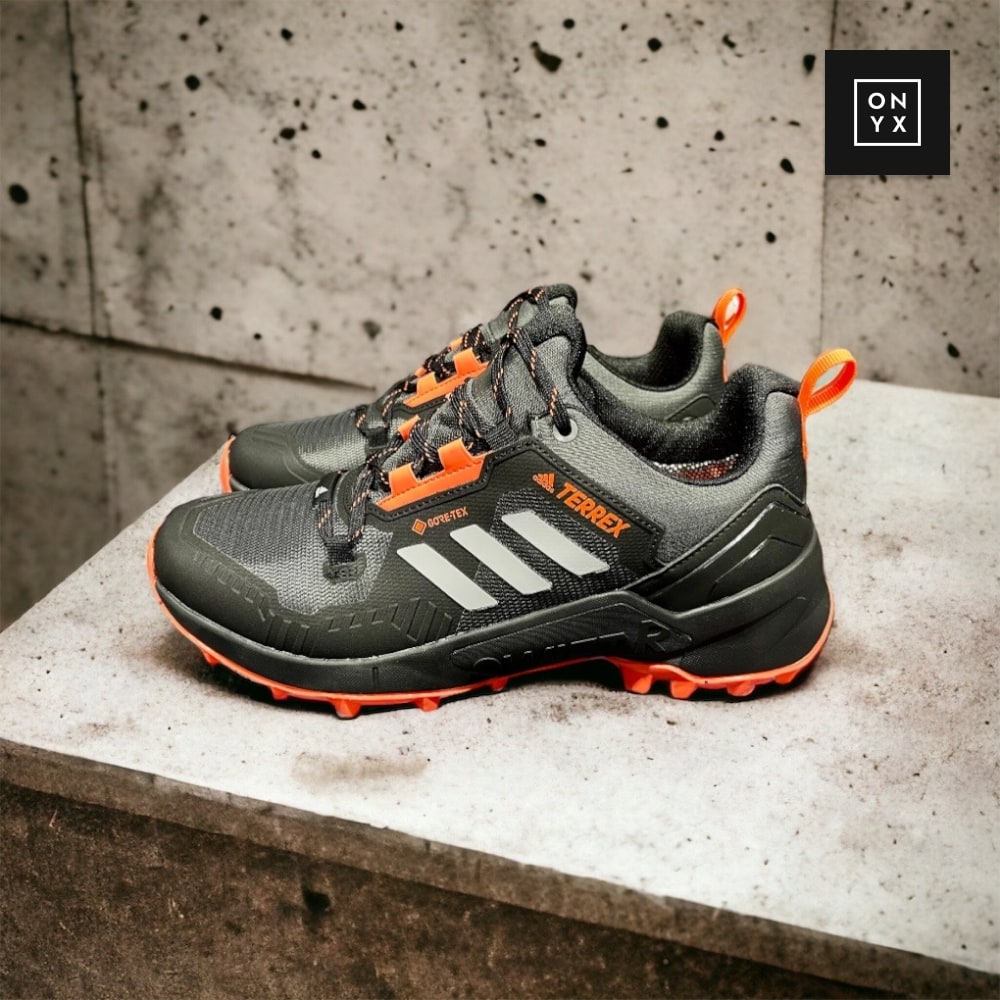 Adidas Terrex #1 • Black/Red