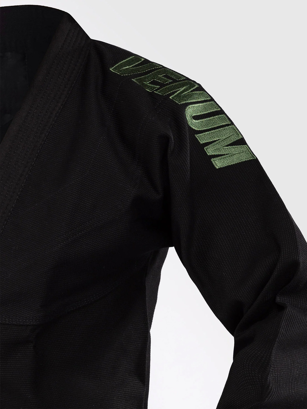 Шлёпанцы Venum Classic White/Black