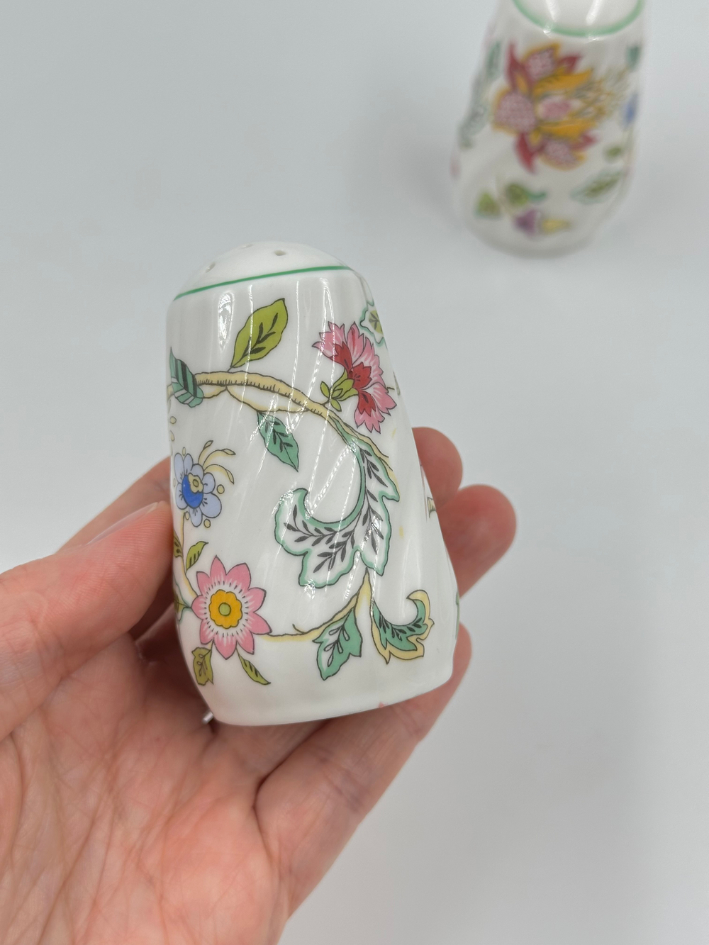 Набор из солонки и перечницы Minton, Haddon Hall