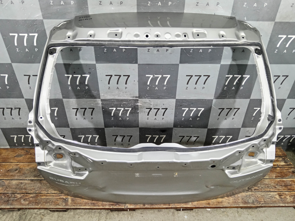 Крышка багажника Subaru Outback 5 14-21 Б/У Оригинал 60809AL0109P