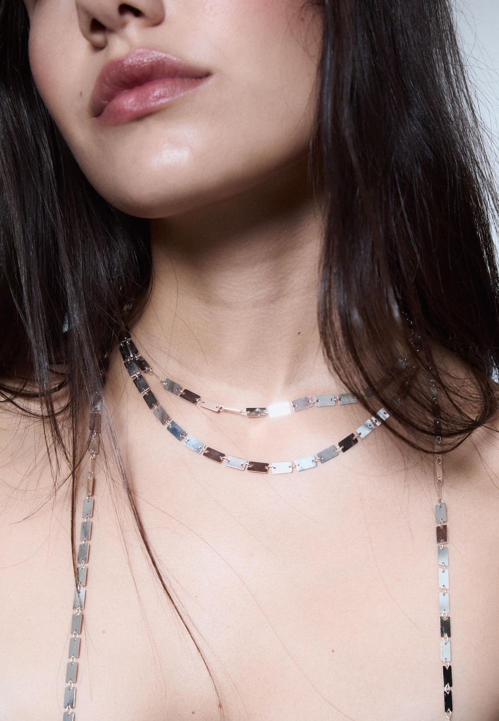STRADIVARIUS Длинное ожерелье, серый