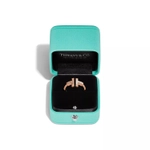 Кольцо из розового золота 18k с перламутром и бриллиантами, Tiffany 💠 T wire- В наличии