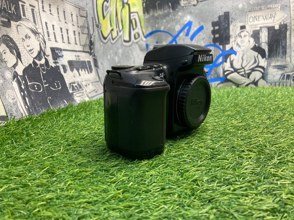 Nikon F-601