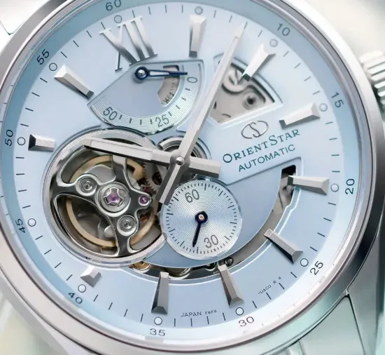 Наручные часы Orient RE-AV0127L00B