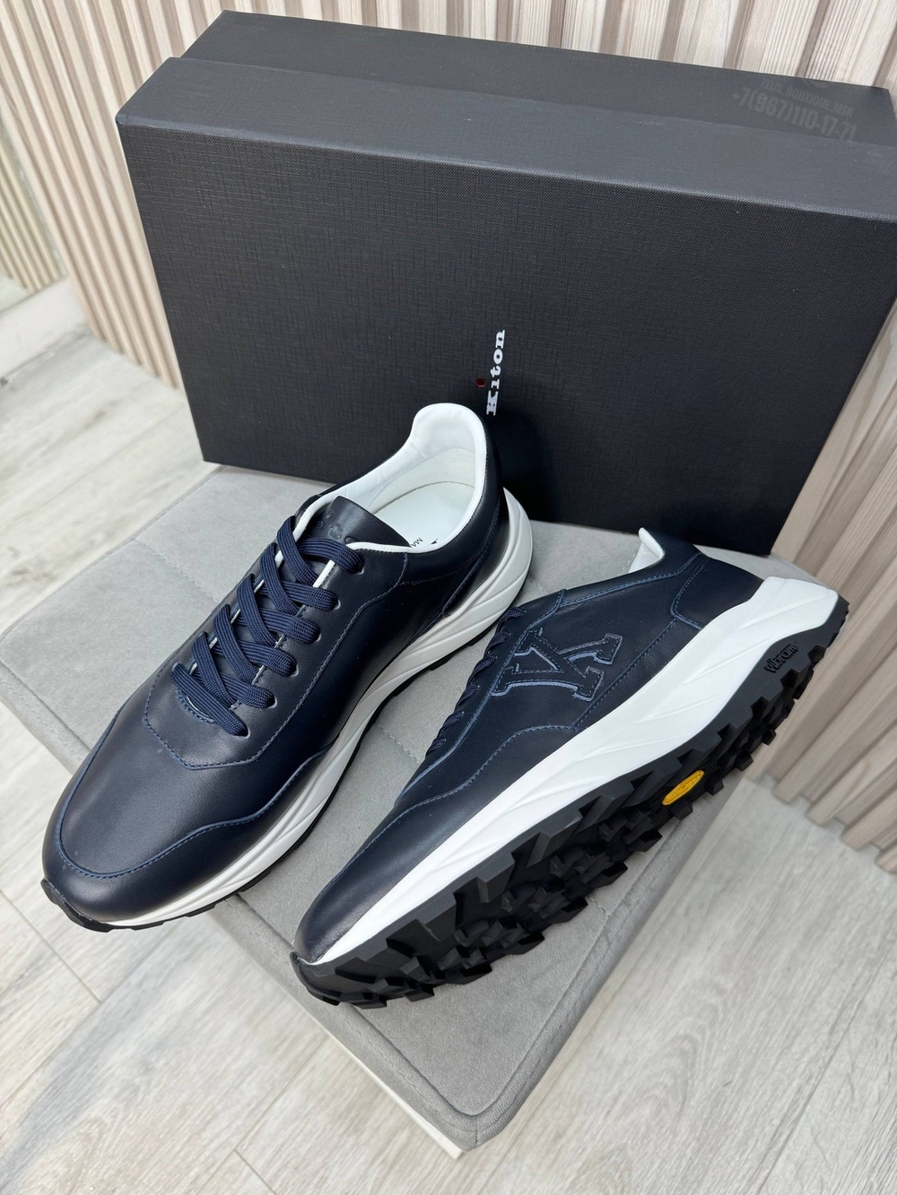 Кроссовки Kiton