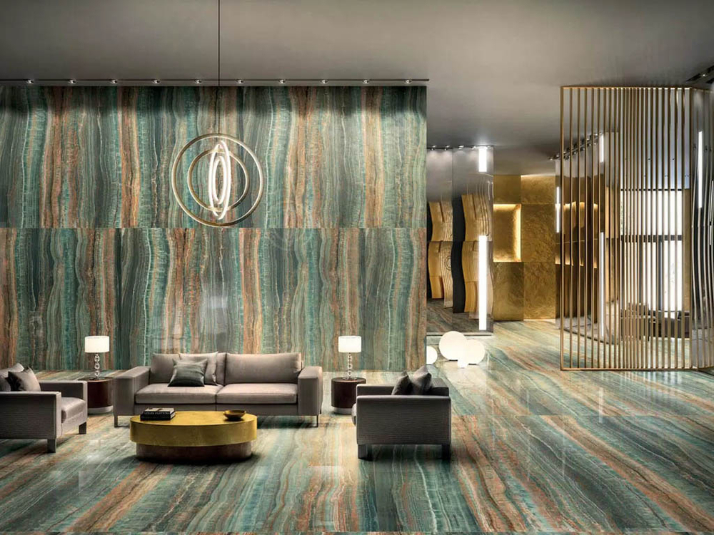 ECCENTRIC LUXE