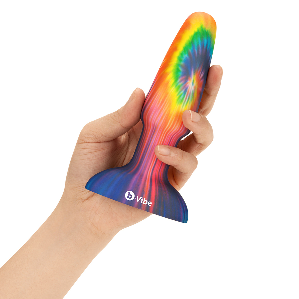 b-Vibe PEACE & LOVE TIE-DYE - Лимитированная анальная пробка