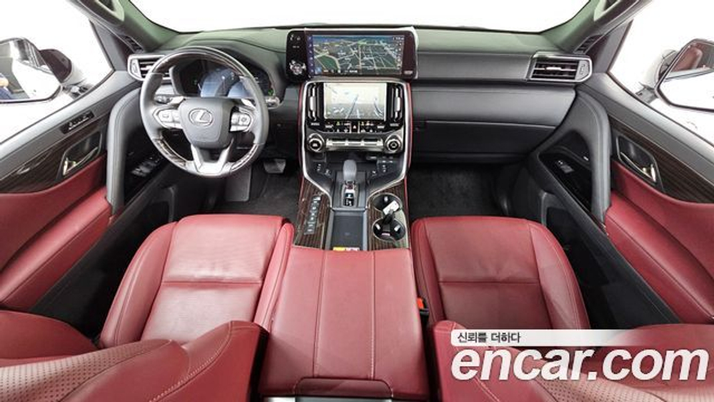 Lexus LX 700h — 2025