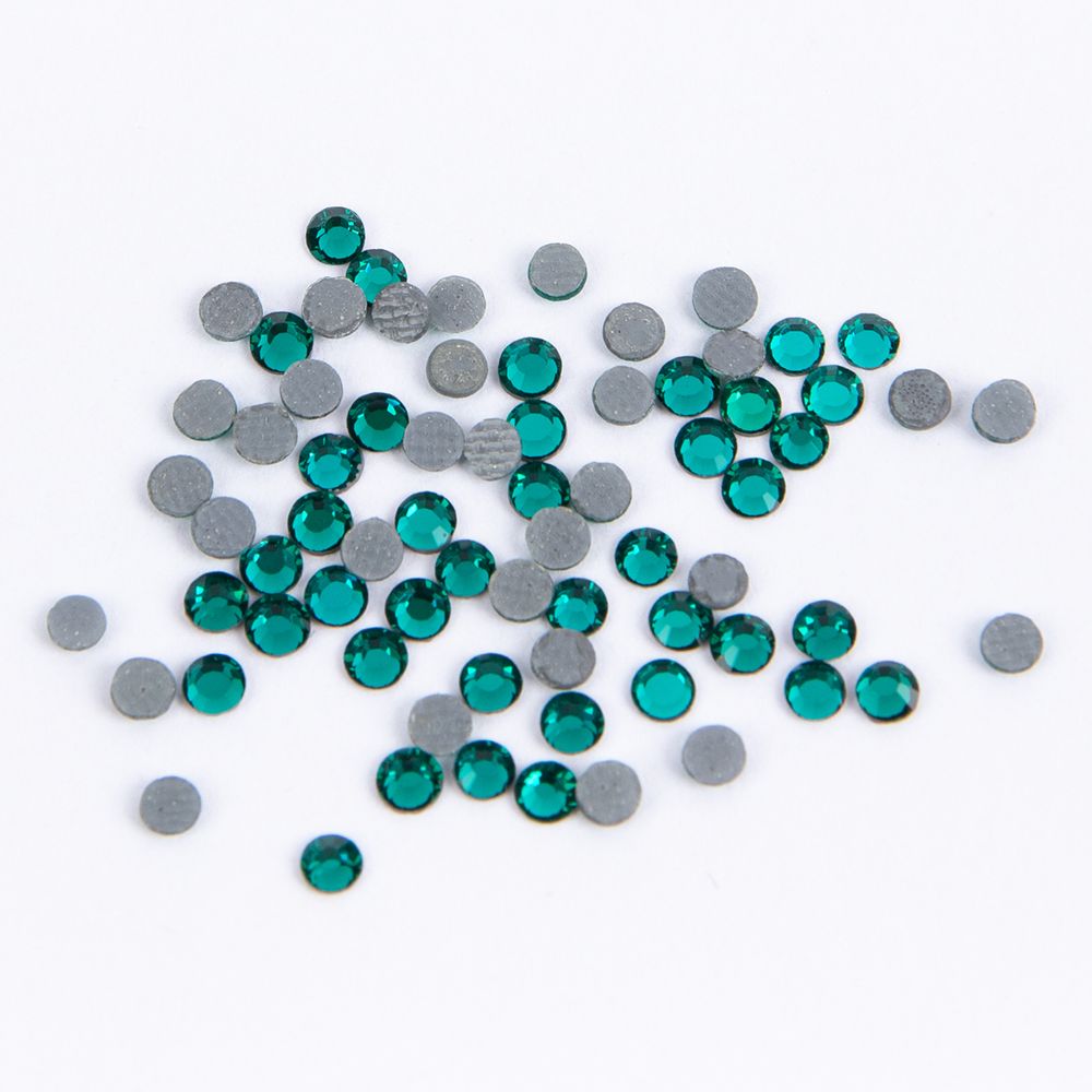 Стразы клеевые стекло 2.4 мм, 360 шт, SS08 №10 изумрудный (Emerald), Zlatka ZRTG-0872
