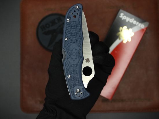 Складной нож Spyderco Endura C10FPNB20CV c клинком из стали CPM 20CV, рукоять FRN