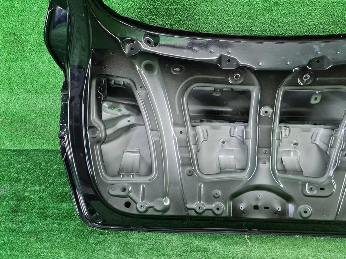 Крышка багажника Geely Tugella (2019-н.в.)