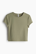 Облегающая укороченная футболка из эластичного трикотажа - H&M