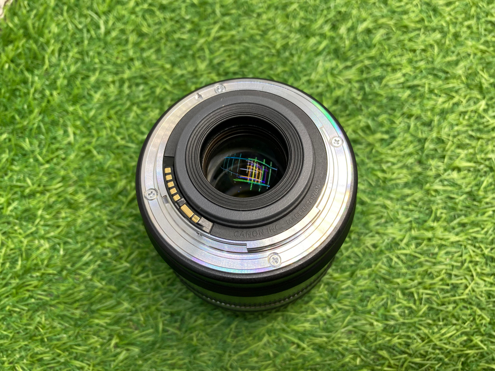 Canon EF-S 17-85mm 4-5.6 IS USM