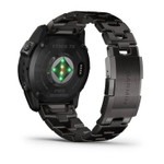 Garmin Fenix 7X Pro Sapphire Solar Edition корпус угольно-серого цвета, чёрный титановый браслет