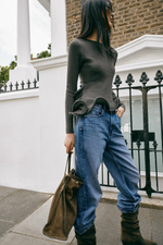 СВИТЕР С ВОЛАНОМ — ZARA