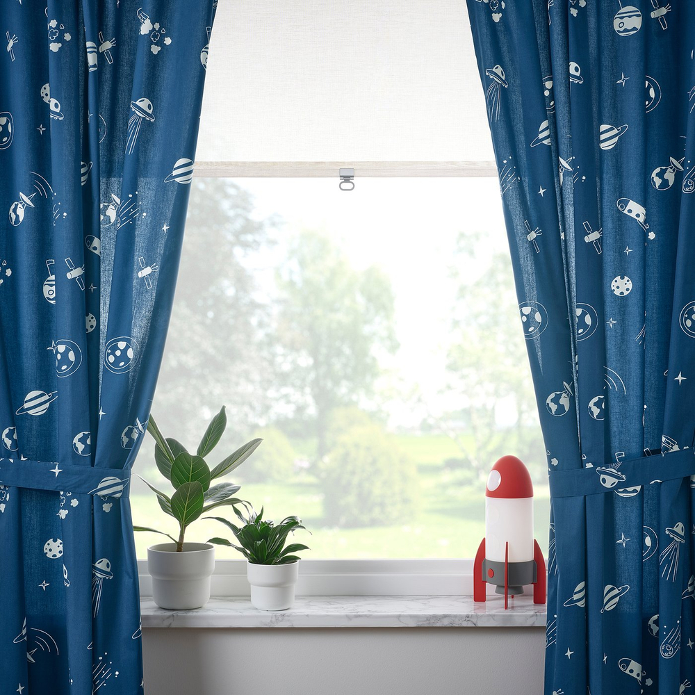 IKEA AFTONSPARV  (ИКЕА АФТОНСПАРВ)  -  Настольная светодиодная лампа - ракета/разноцветный