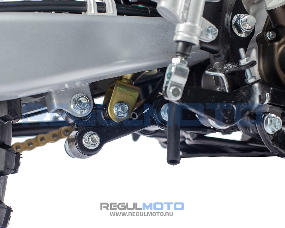 Мотоцикл Regulmoto Sport-003 PR 300 сс 6 передач с ПТС