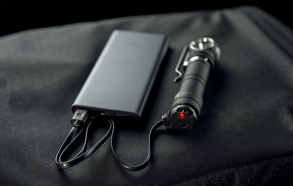 фонарь Armytek Wizard C2 Pro Max Magnet USB LR (тёплый) F06702W