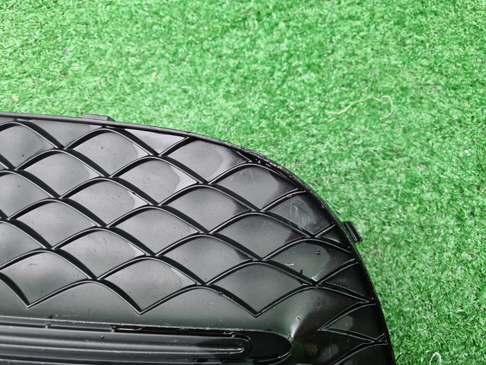 Решетка переднего бампера Mercedes GLE V167 18-24