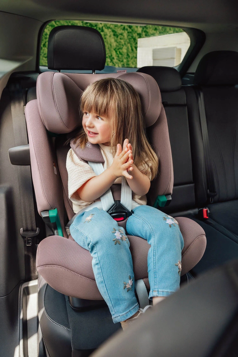 Автокресло 1/2/3 Britax Roemer ADVANSAFIX PRO Style Carbon Black, от 15 месяцев до 12 лет, 9-36 кг, isofix, черный