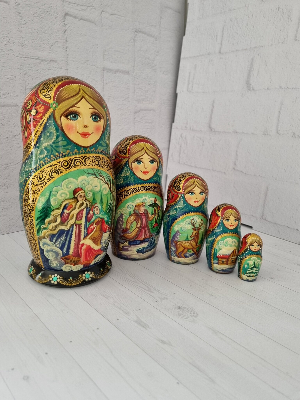 Матрешка 18см "Морозко" 5 мест