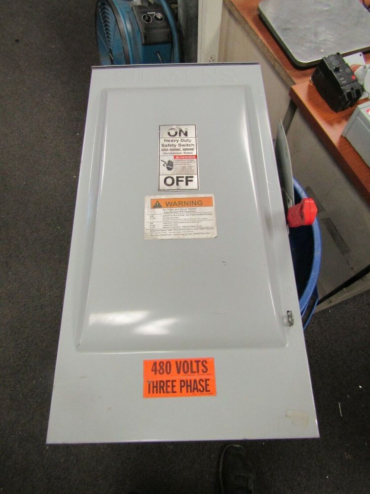 HNF364RNON-FUSED SAFETY SWITCH HNF364RNON-FUSED SAFETY SWITCH